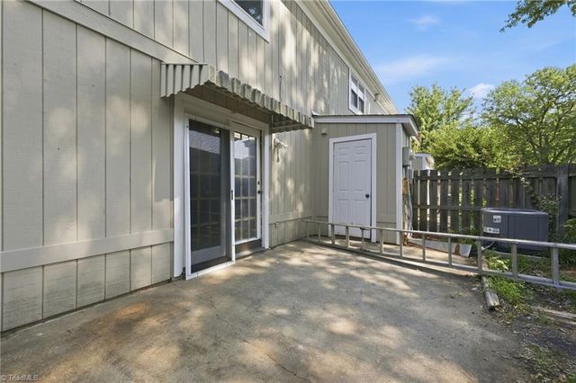 5741 Bramblegate Road M, Greensboro, NC 27409