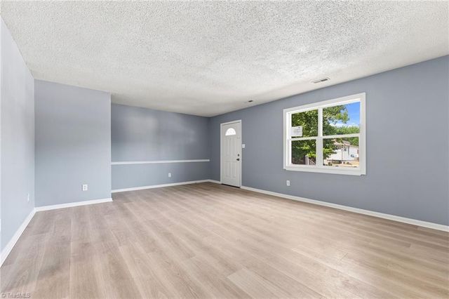 5741 Bramblegate Road M, Greensboro, NC 27409