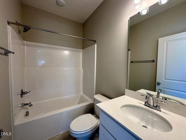 1658 Piney Falls Drive, Wendell, NC 27591