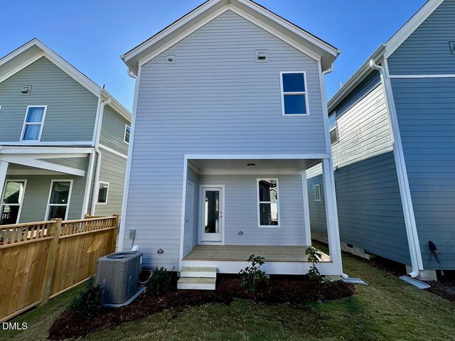 1658 Piney Falls Drive, Wendell, NC 27591