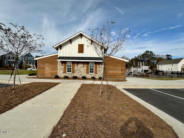 1658 Piney Falls Drive, Wendell, NC 27591