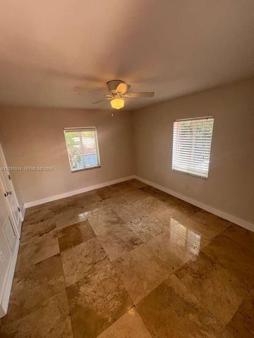 544 NE 62nd St 544-8, Miami, FL 33138