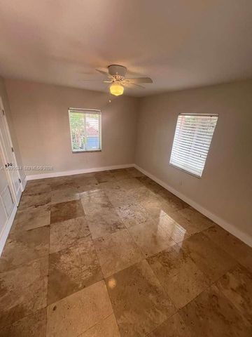 544 NE 62nd St 544-8, Miami, FL 33138