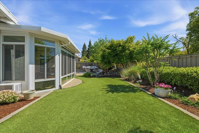 2473 Swainson Ln, Lincoln, CA 95648