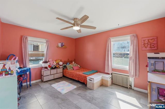 30 Brookview Drive, North Haledon, NJ 07508