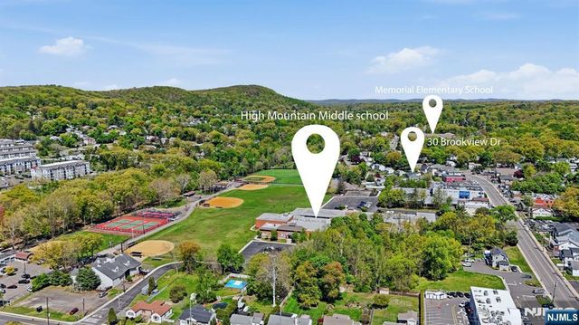 30 Brookview Drive, North Haledon, NJ 07508