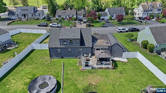30 Brookview Drive, North Haledon, NJ 07508