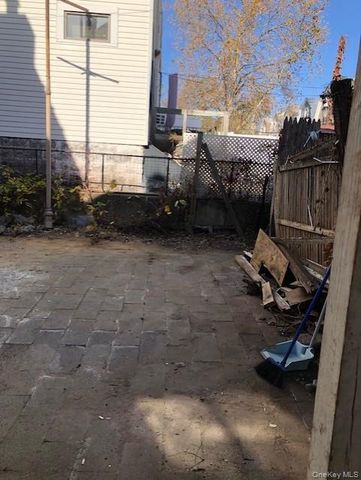 8805 91st Avenue, Woodhaven, NY 11421