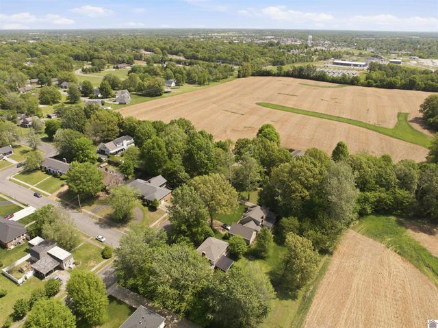 1306 Dogwood, Mayfield, KY 42066