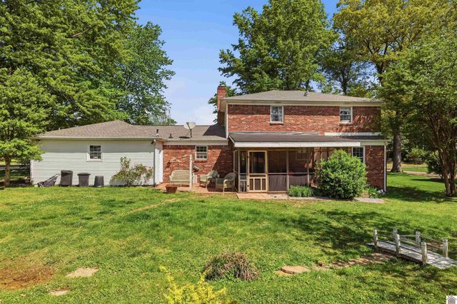 1306 Dogwood, Mayfield, KY 42066