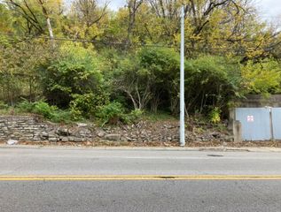 1724 Harrison Avenue, Cincinnati, OH 45214