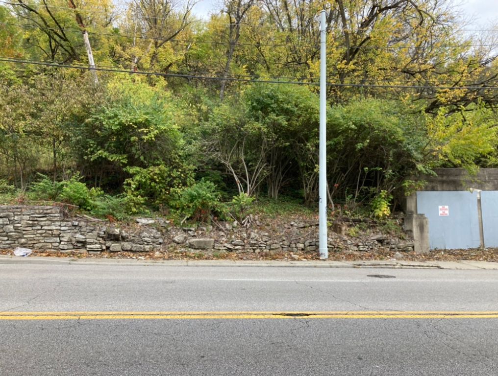 1724 Harrison Avenue, Cincinnati, OH 45214