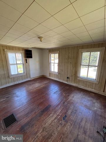21447 E SHARP ST, Rock Hall, MD 21661