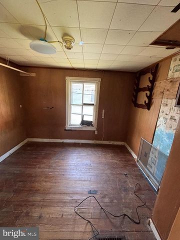 21447 E SHARP ST, Rock Hall, MD 21661