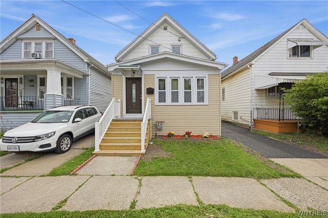 53 Roslyn Street, Buffalo, NY 14211