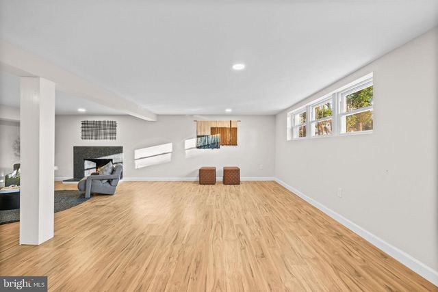 4405 LAUREL RD, Alexandria, VA 22309