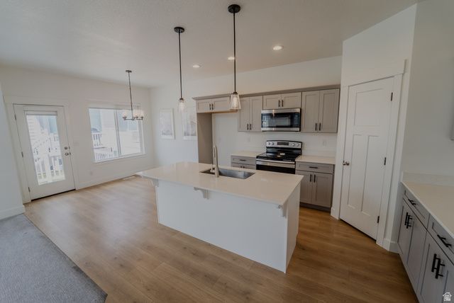 266 W 490 N, Vineyard, UT 84059
