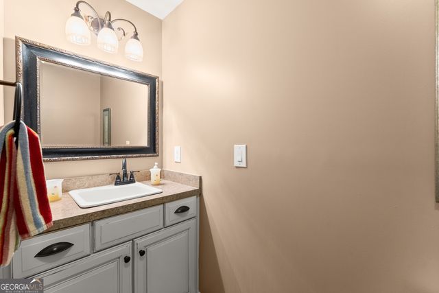 387 Fountainhead Drive, Jefferson, GA 30549