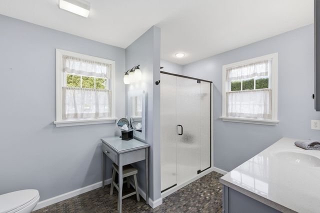 63 Autumn St, Agawam, MA 01001