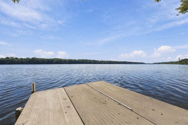 63 Autumn St, Agawam, MA 01001