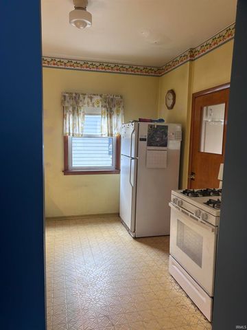 2009 Leer Street, South Bend, IN 46613