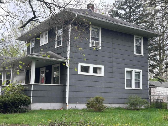 2009 Leer Street, South Bend, IN 46613