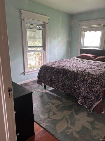 2009 Leer Street, South Bend, IN 46613