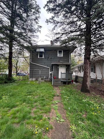 2009 Leer Street, South Bend, IN 46613