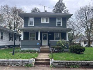 2009 Leer Street, South Bend, IN 46613