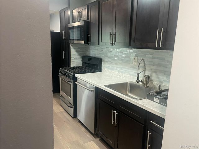 1 Sadore Lane 2W, Yonkers, NY 10710