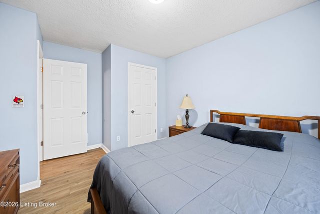 5613 Braulio Ct, Louisville, KY 40291