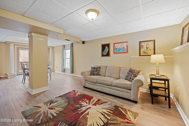 5613 Braulio Ct, Louisville, KY 40291