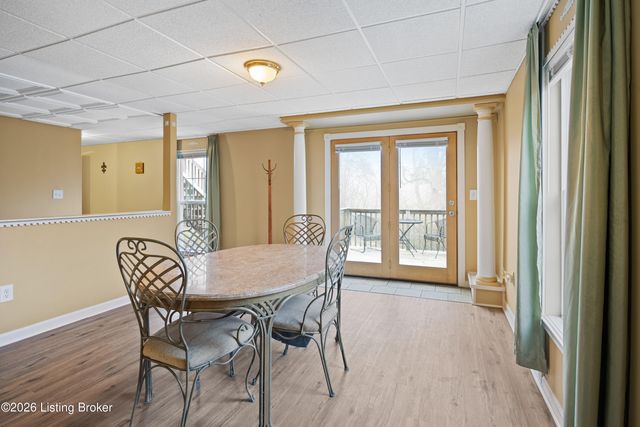 5613 Braulio Ct, Louisville, KY 40291