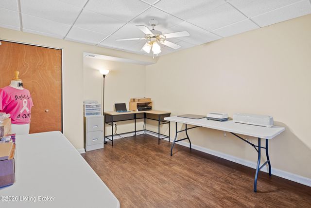 5613 Braulio Ct, Louisville, KY 40291