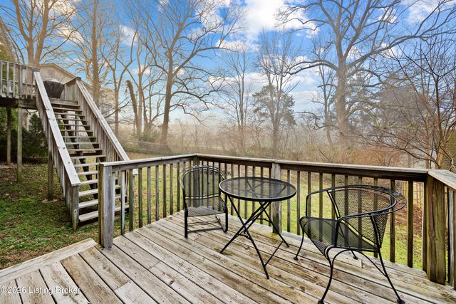 5613 Braulio Ct, Louisville, KY 40291