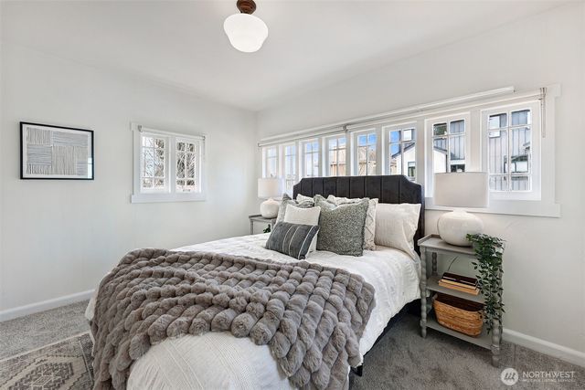 7043 24th Avenue NW, Seattle, WA 98117