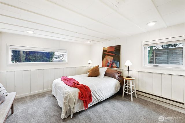 7043 24th Avenue NW, Seattle, WA 98117