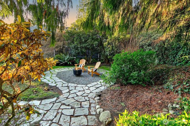 707 Lake Washington Boulevard S, Seattle, WA 98144