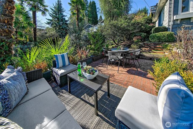 707 Lake Washington Boulevard S, Seattle, WA 98144