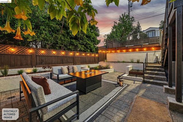 921 Underhills Rd, Oakland, CA 94610