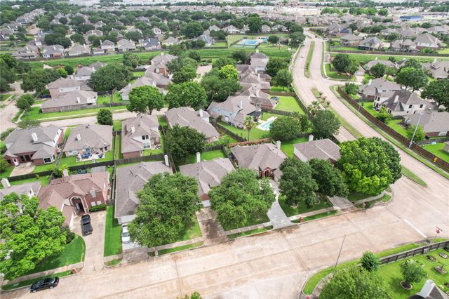 210 Leisure Drive, Stafford, TX 77477