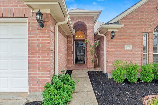 210 Leisure Drive, Stafford, TX 77477