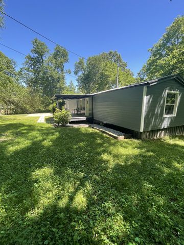 303 Conger St, Cumberland City, TN 37050