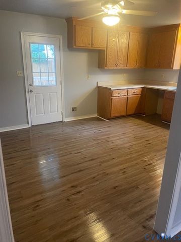 1105 Tabb Ave, Hopewell, VA 23860