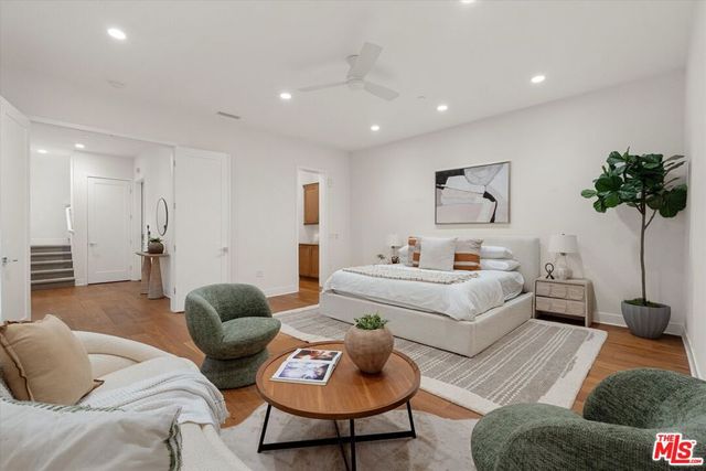 5850 Mcconnell Avenue 1, Playa Vista, CA 90094