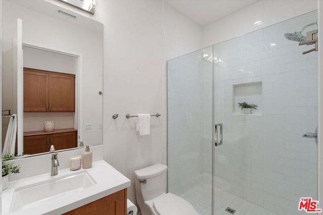 5850 Mcconnell Avenue 1, Playa Vista, CA 90094
