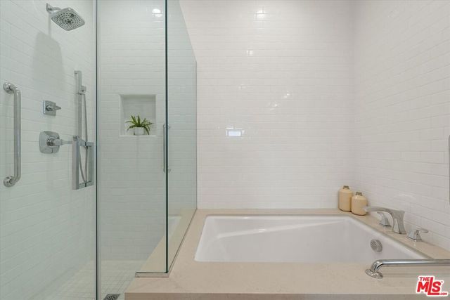 5850 Mcconnell Avenue 1, Playa Vista, CA 90094
