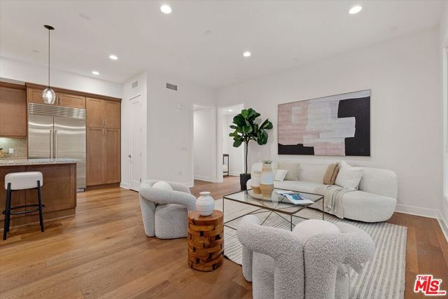 5850 Mcconnell Avenue 1, Playa Vista, CA 90094