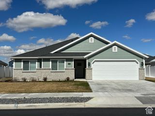 3170 S 3300 W #402, West Haven, UT 84401