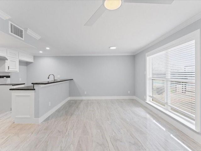 8110 Albacore Drive 12, Houston, TX 77074